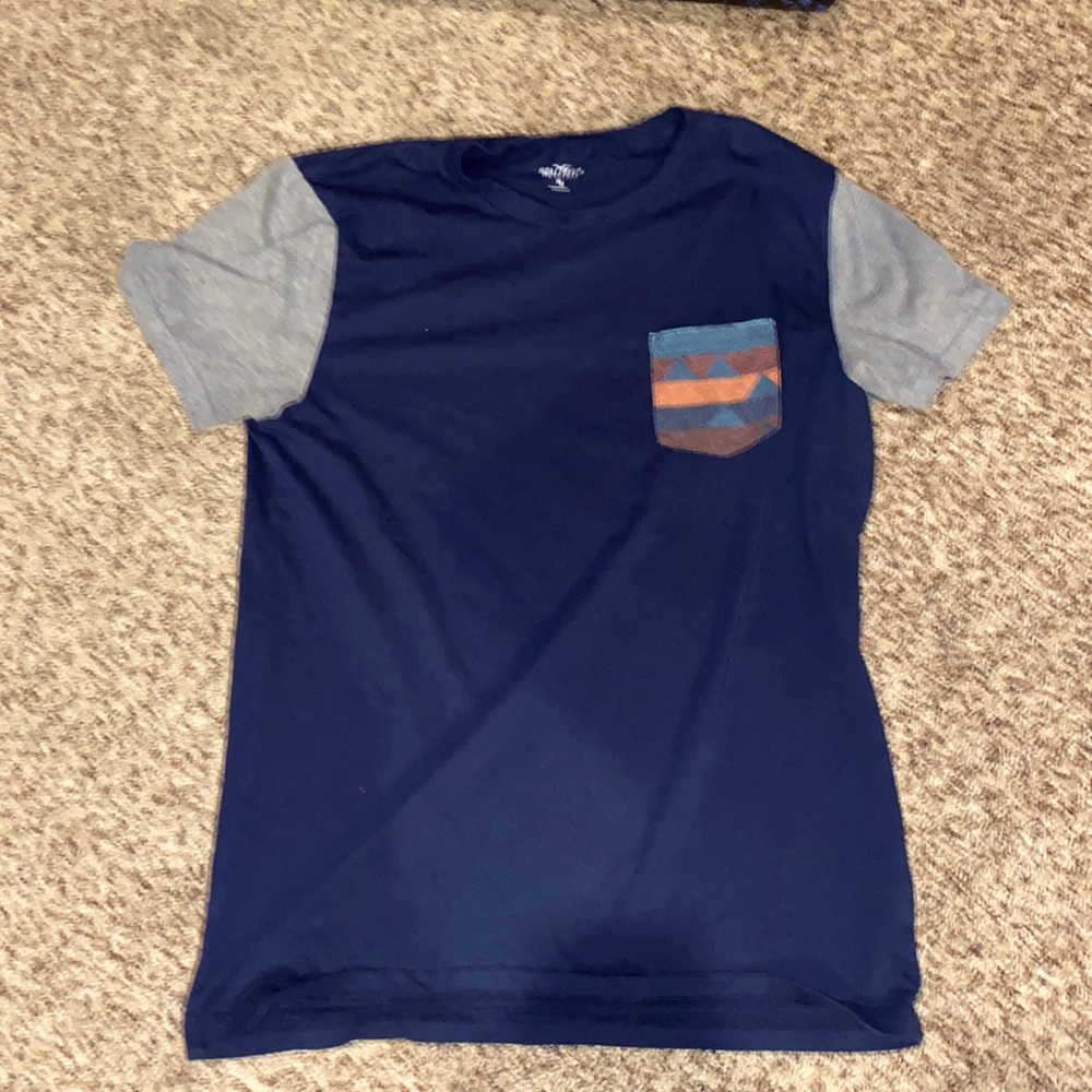 Hollister Pocket T-Shirt Men’ s Medium